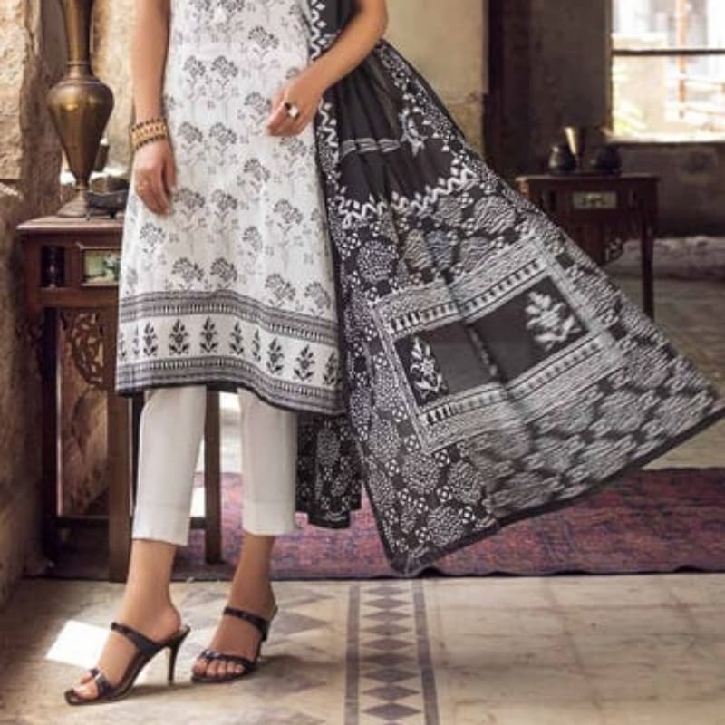 3PC Unstitched Printed Lawn Suit With Lawn Dupatta B-12002