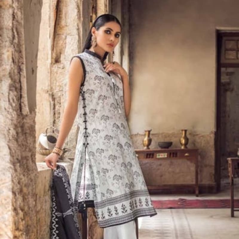 3PC Unstitched Printed Lawn Suit With Lawn Dupatta B-12002