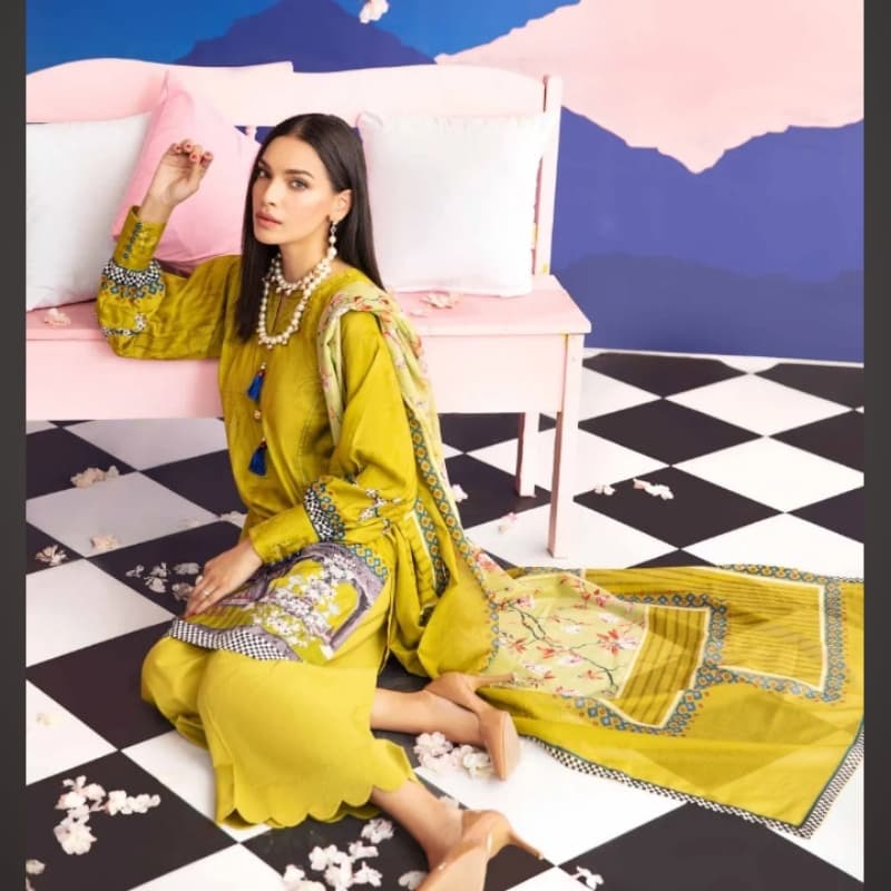 3PC Unstitched Printed Satin Jacquard Suit with Lawn Dupatta DCS-27