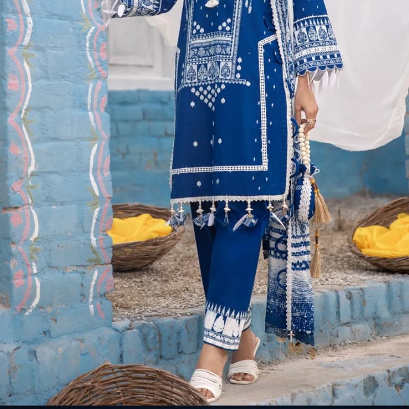 3PC Unstitched Printed Lawn Suit With Printed Lawn Dupatta CL-1254