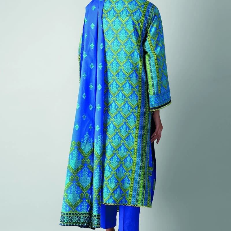 Fabrics 3 Piece Suit |Top Bottoms Dupatta

Printed Embroidered Lawn
