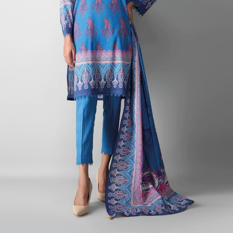 Fabrics 3 Piece Suit

Printed Lawn |Top Bottom Dupatta

A210515B