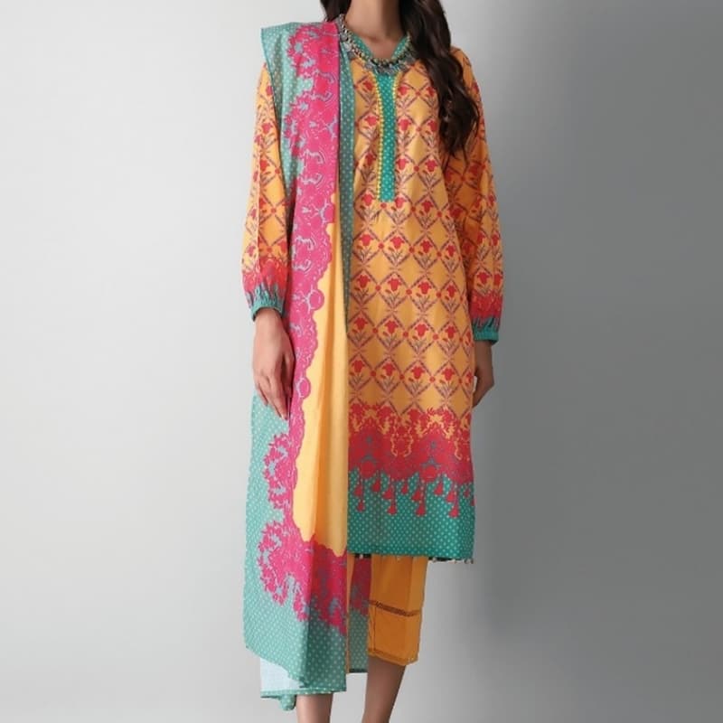 Fabrics 3 Piece Suit

Printed Lawn |Top Bottom Dupatta

A210520B