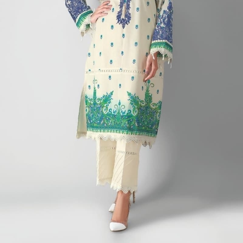 Fabrics 2 Piece

Printed Embroidered Lawn |Top bottom  I21316A