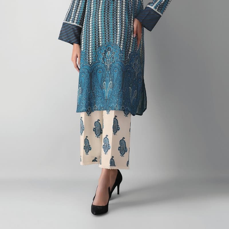 Fabrics 2 Piece

Printed Lawn |Top Bottom

J21333B