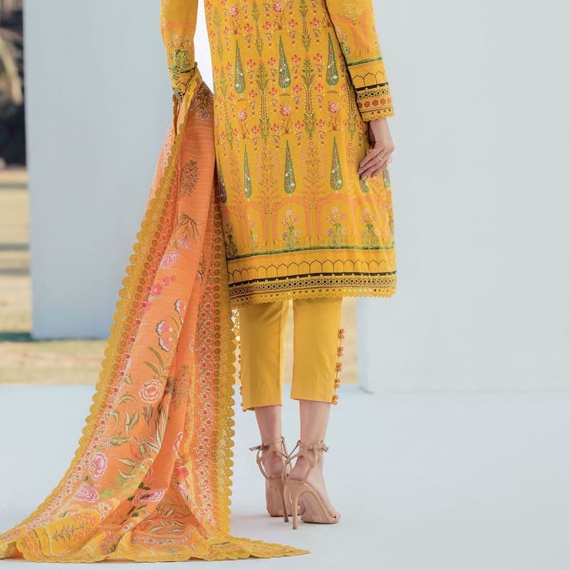 3 Pc Digital Lawn Suit With Digital Doria Lawn Dupatta.   : SS-13.1-21-Yell