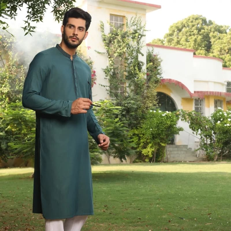 Semi-Formal Kurta For Men With Computerized Machine Embroidery On Collar Pl