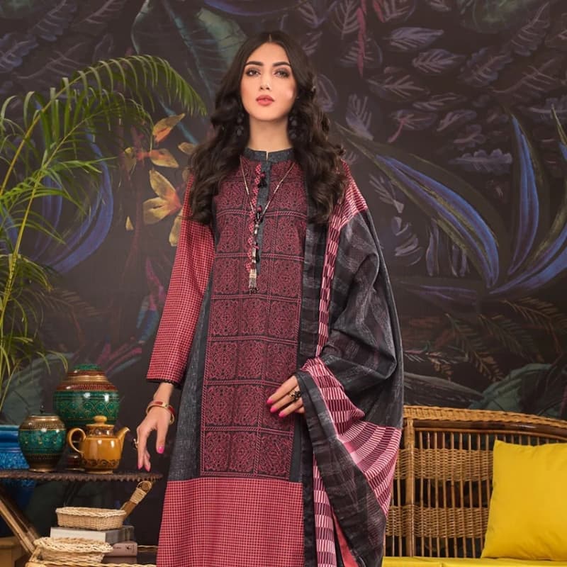 3 pcs unstitched Gul Ahmed lawn